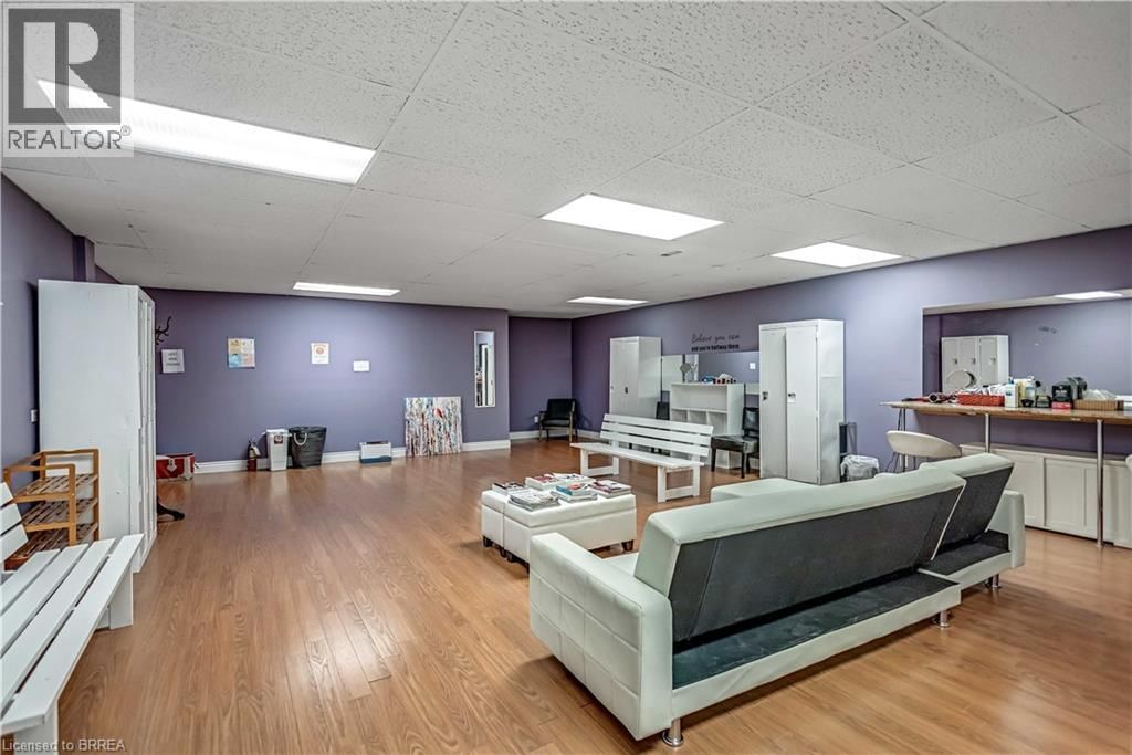 8 - 177 PARIS ROAD Image 15