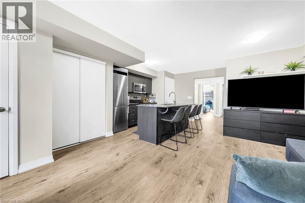 5 - 181 WILLIAM DUNCAN ROAD Image 6