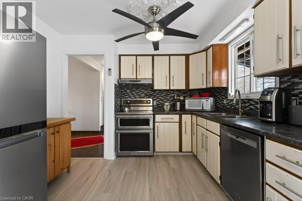 111 MILL STREET Image 15