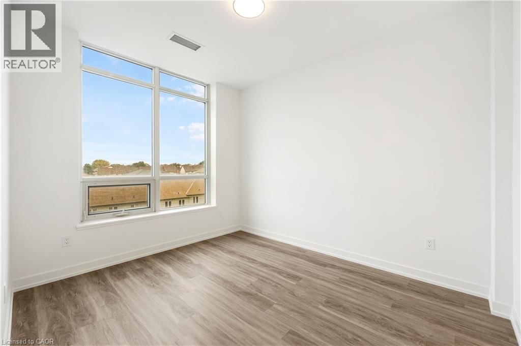 524 - 1010 DUNDAS STREET EAST Image 11