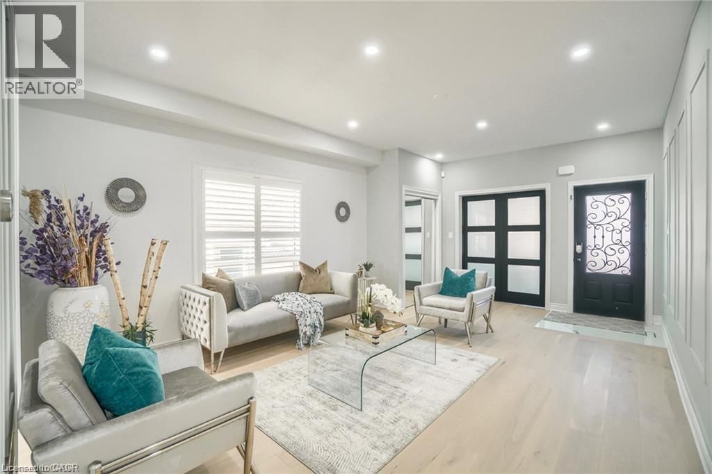 318 WALLACE STREET Image 1