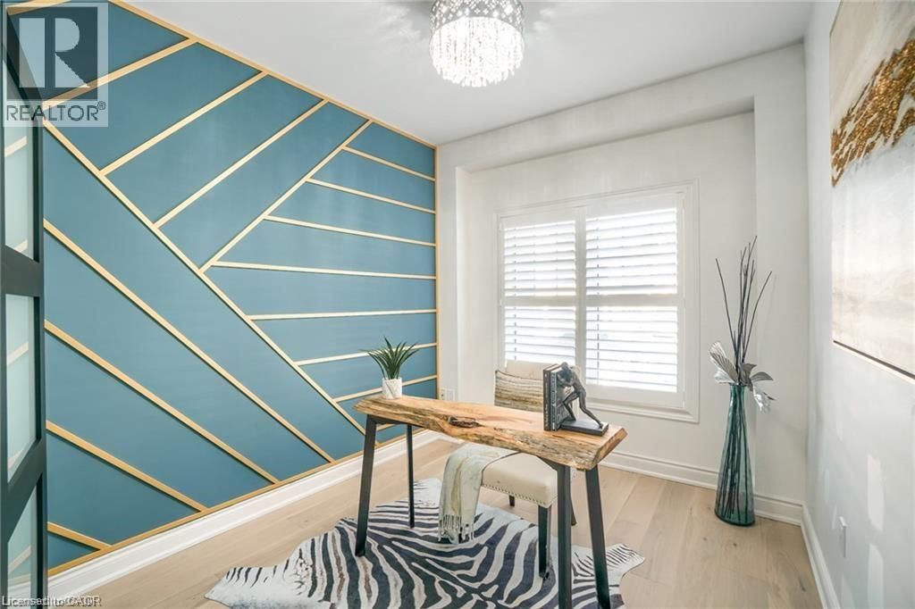 318 WALLACE STREET Image 13