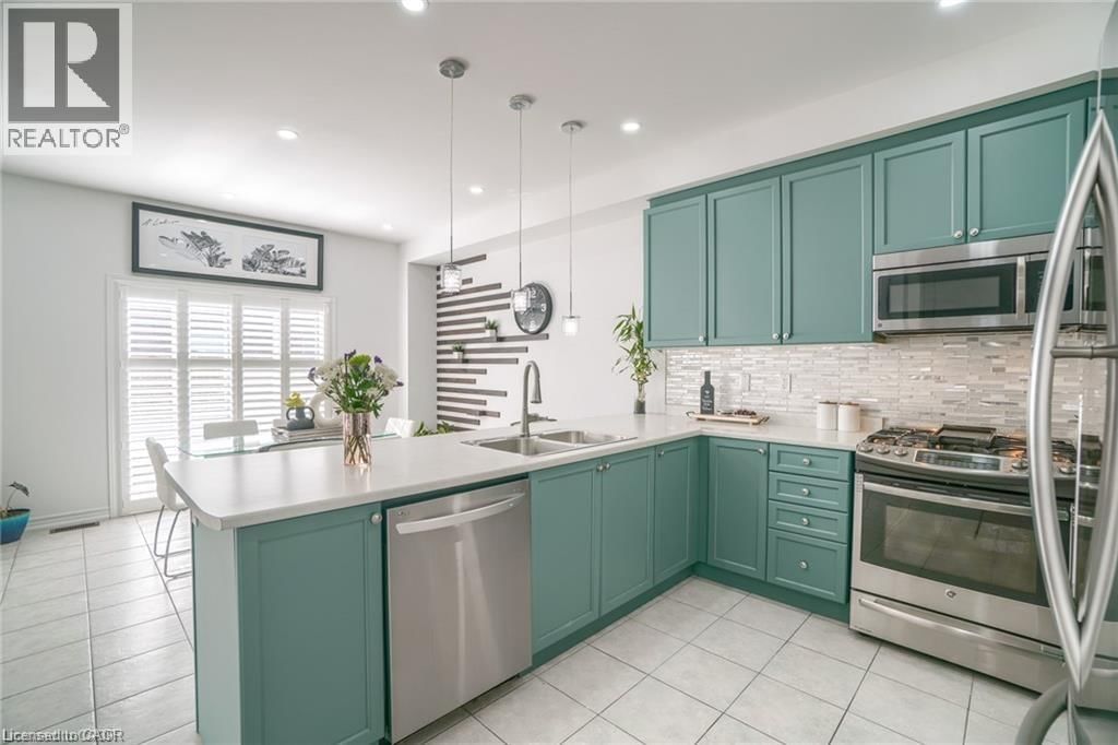 318 WALLACE STREET Image 6