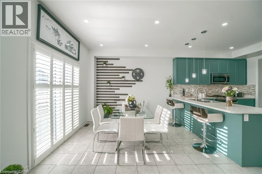 318 WALLACE STREET Image 9