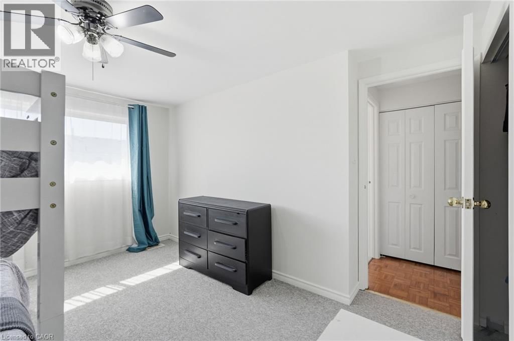 4 - 2252 UPPER MIDDLE ROAD Image 24