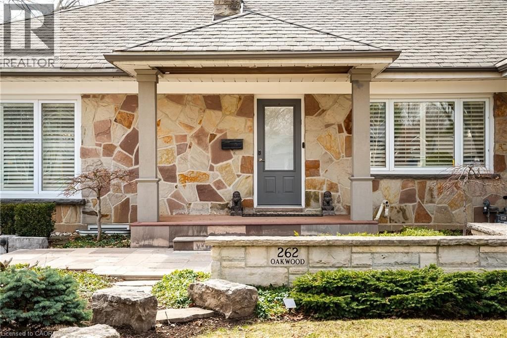 262 OAKWOOD CRESCENT Image 5