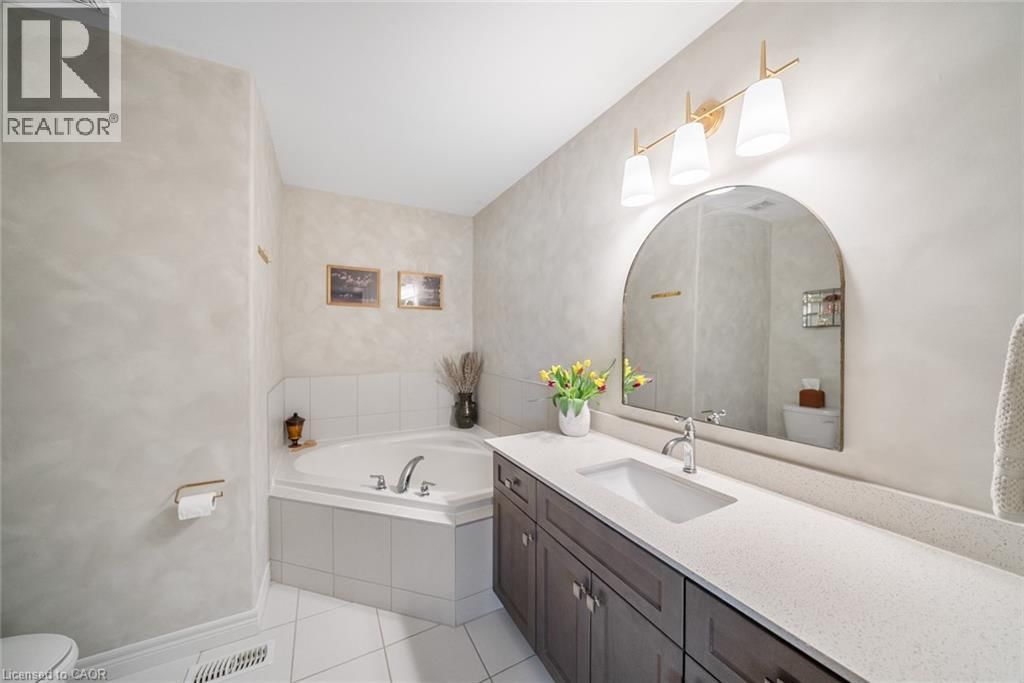 69 JOHN FREDERICK DRIVE Image 33