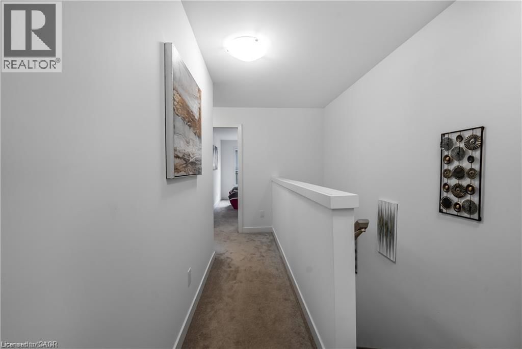 7 - 110 FERGUS AVENUE Image 23