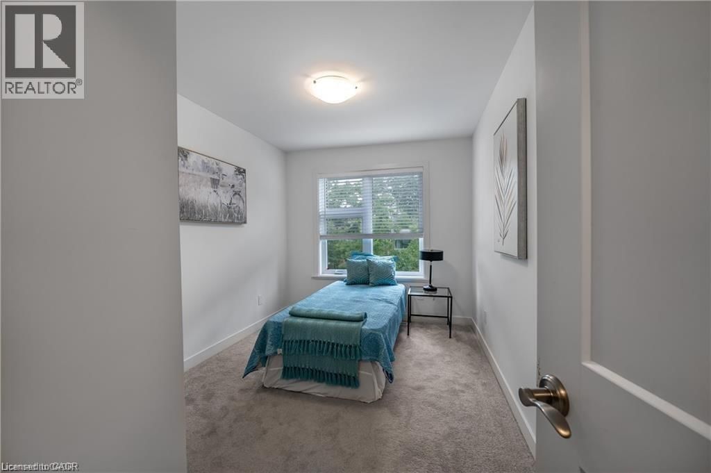 7 - 110 FERGUS AVENUE Image 27