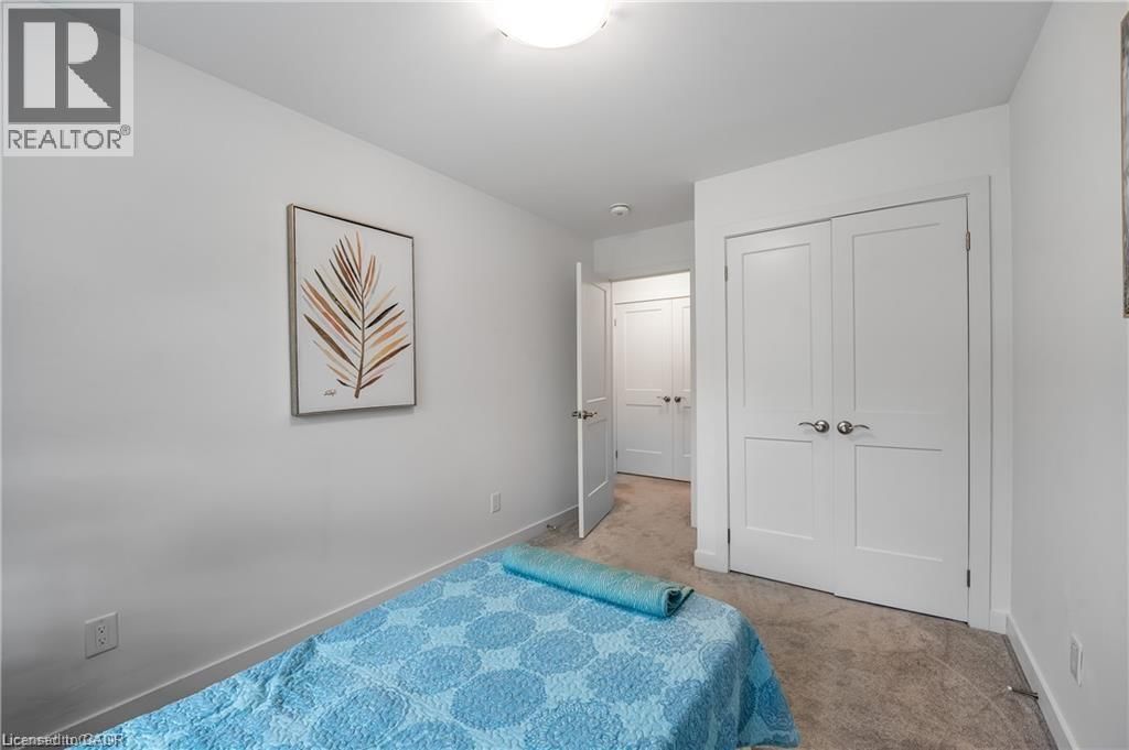 7 - 110 FERGUS AVENUE Image 28