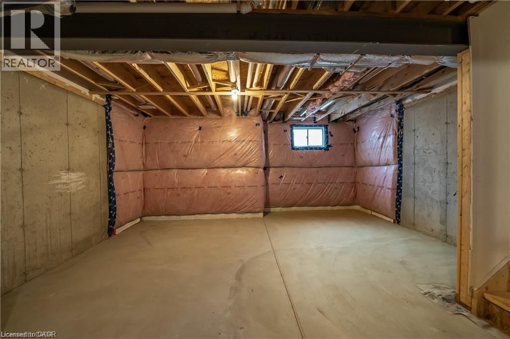 7 - 110 FERGUS AVENUE Image 34