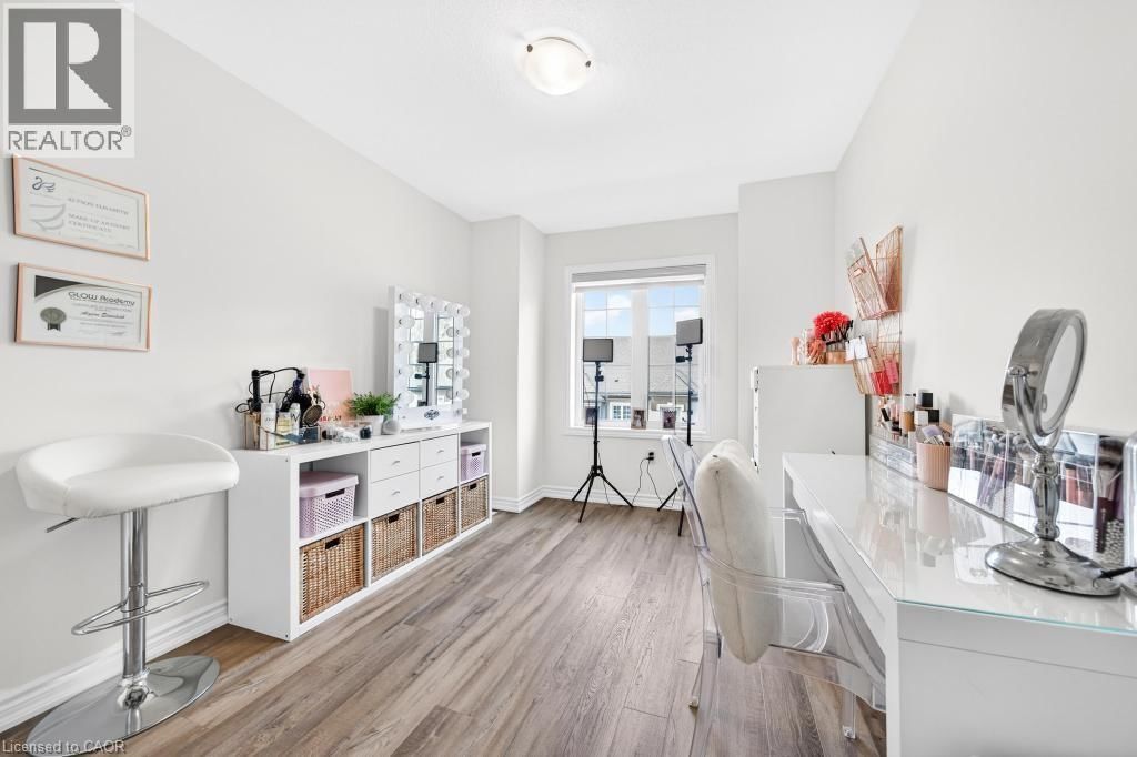 57 - 305 GARNER ROAD WEST Image 38