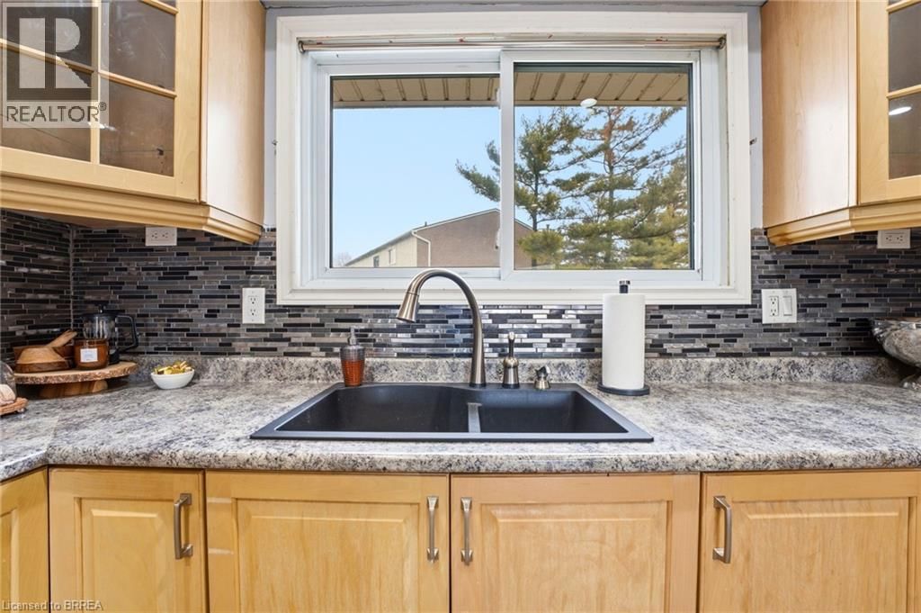 D - 277 STANLEY STREET Image 8