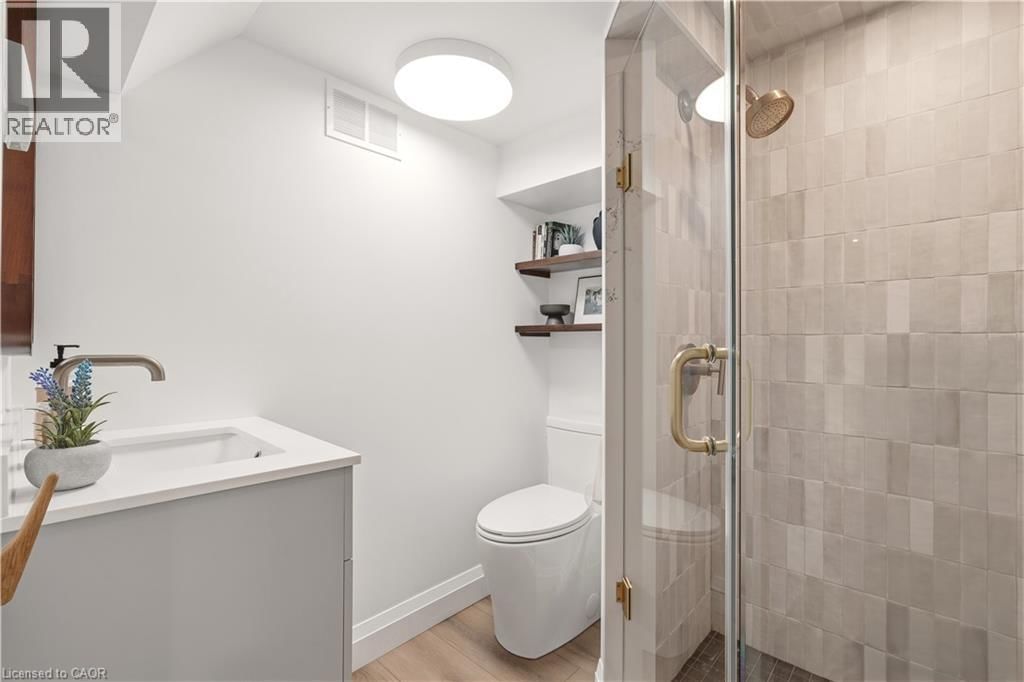 4046 GRAPEHILL AVENUE Image 40