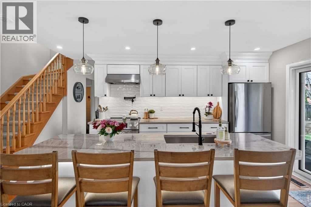 1151 CAMPBELL COURT Image 17