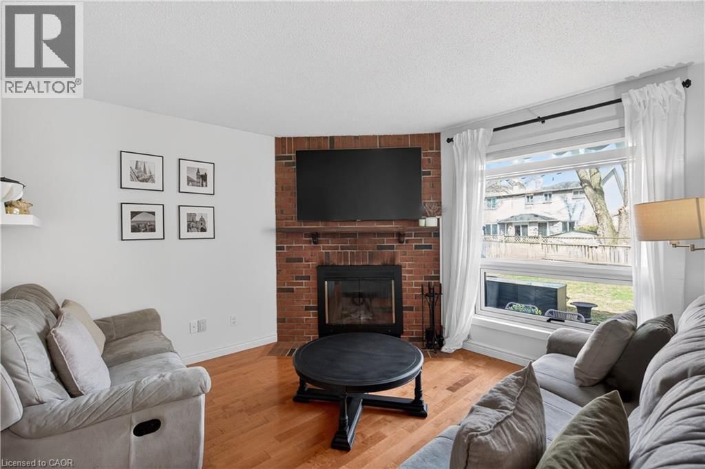 1151 CAMPBELL COURT Image 19