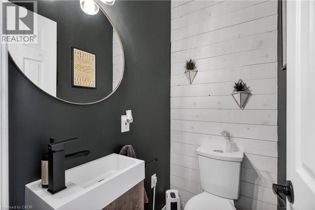 1151 CAMPBELL COURT Image 21