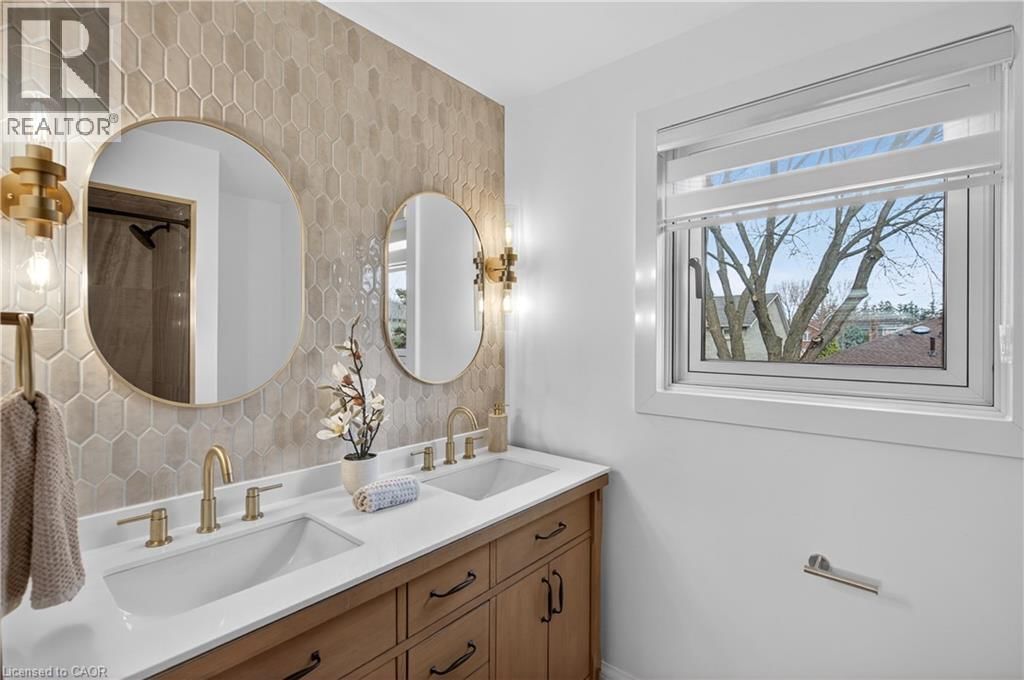 1151 CAMPBELL COURT Image 32