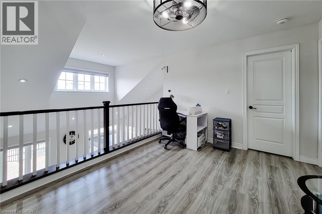 96 ANASTASIA BOULEVARD Image 29