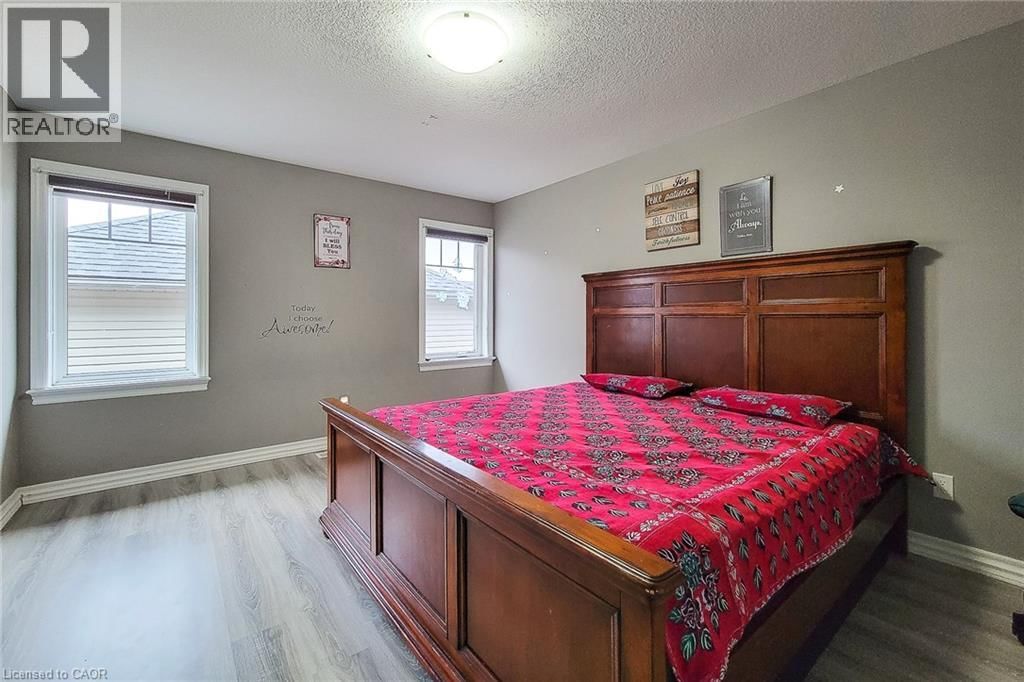 96 ANASTASIA BOULEVARD Image 30