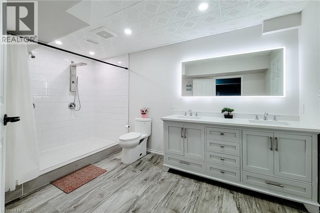 96 ANASTASIA BOULEVARD Image 39