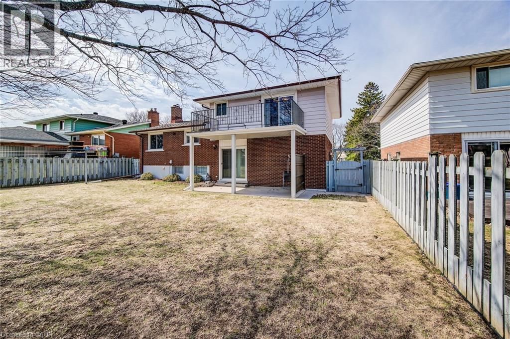 18 CHAMPLAIN CRESCENT Image 39