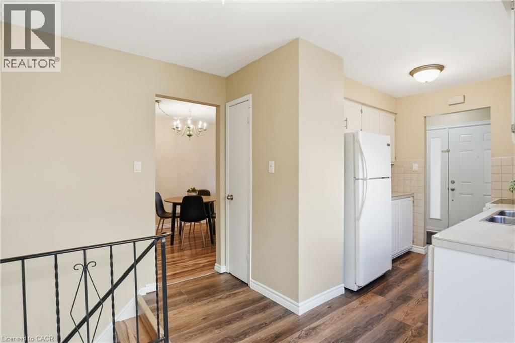 94 WENDOVER DRIVE Image 13