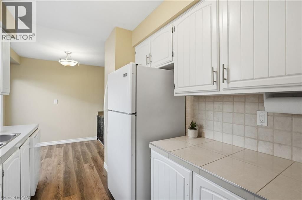 94 WENDOVER DRIVE Image 16