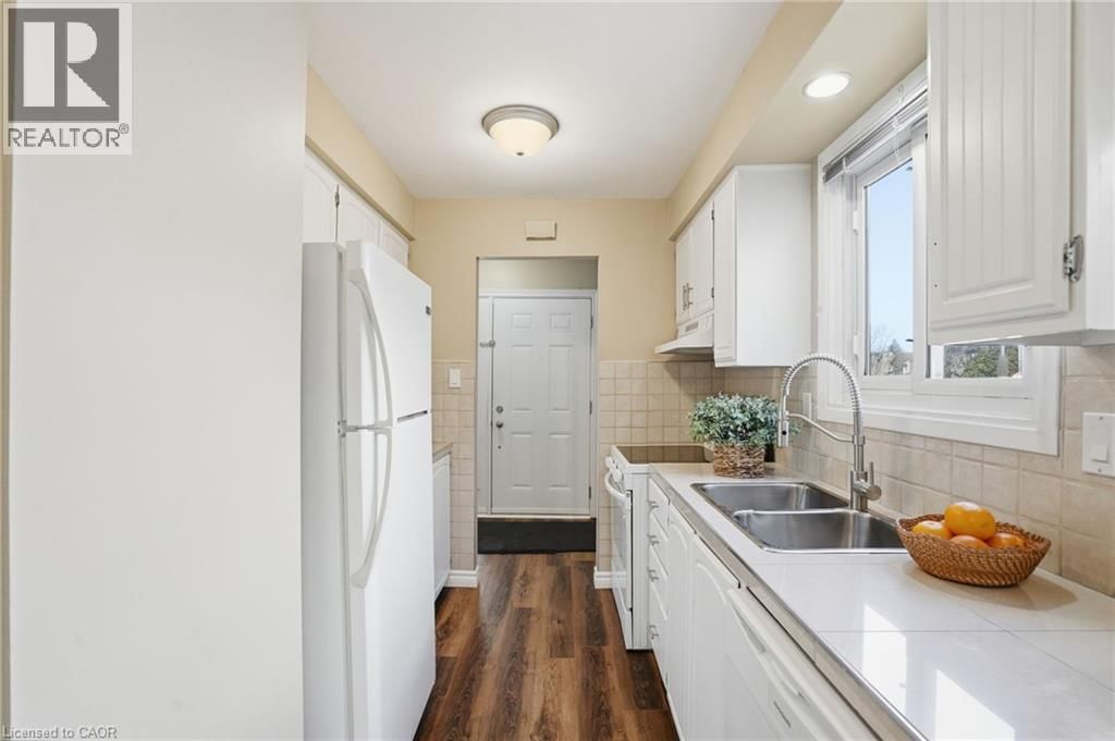 94 WENDOVER DRIVE Image 18