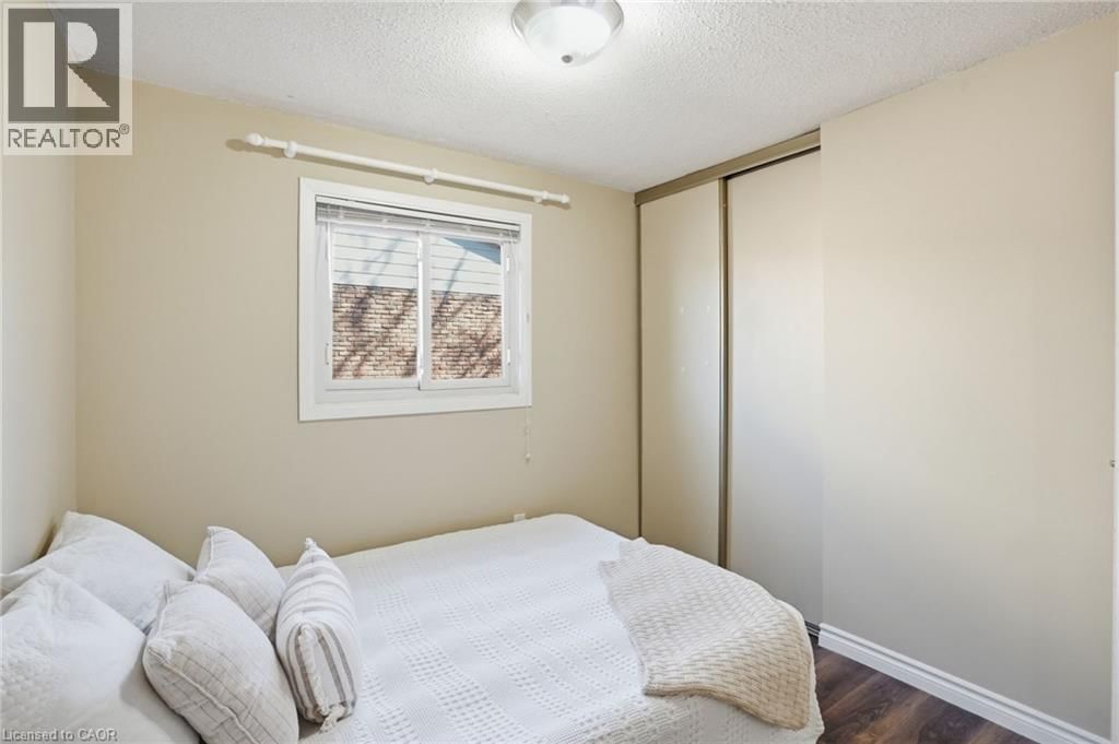 94 WENDOVER DRIVE Image 24