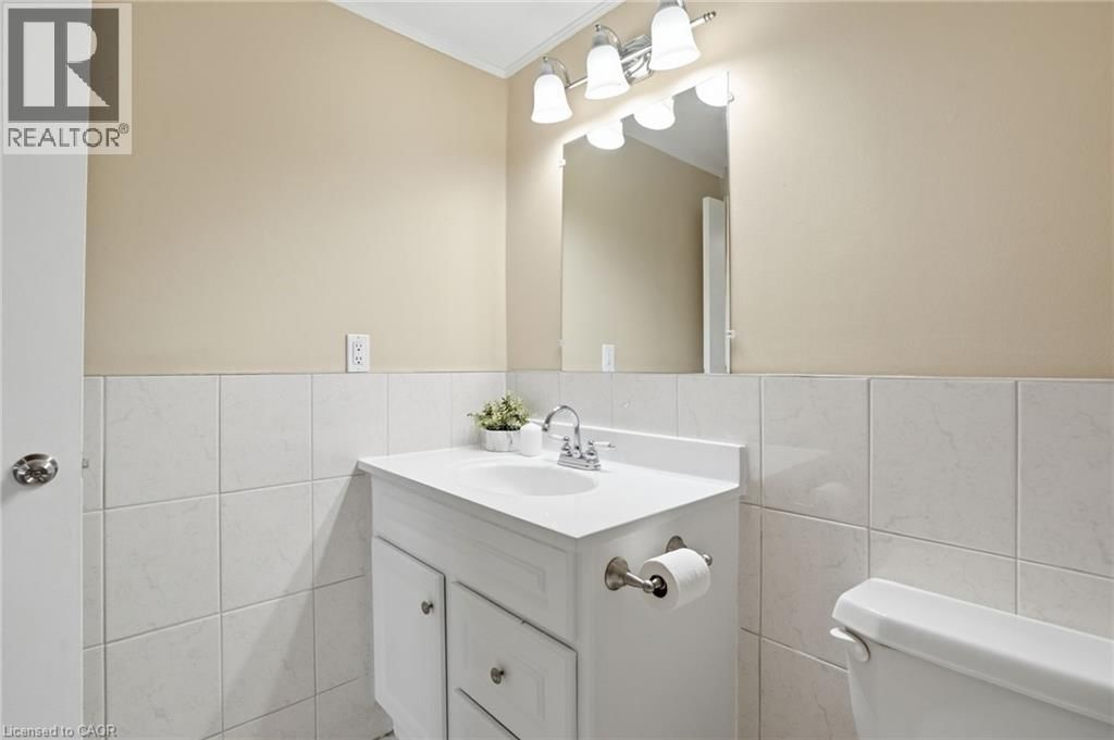 94 WENDOVER DRIVE Image 30