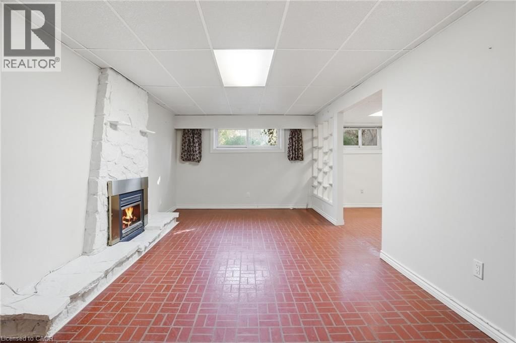 94 WENDOVER DRIVE Image 32