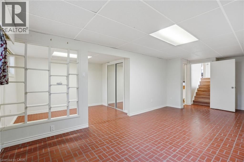 94 WENDOVER DRIVE Image 34