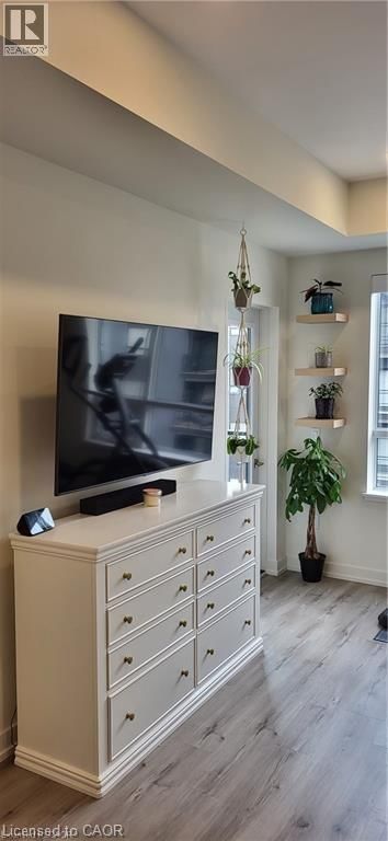 408 - 247 NORTHFIELD DRIVE EAST Image 4