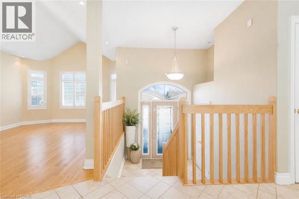 130 DORCHESTER DRIVE Image 3