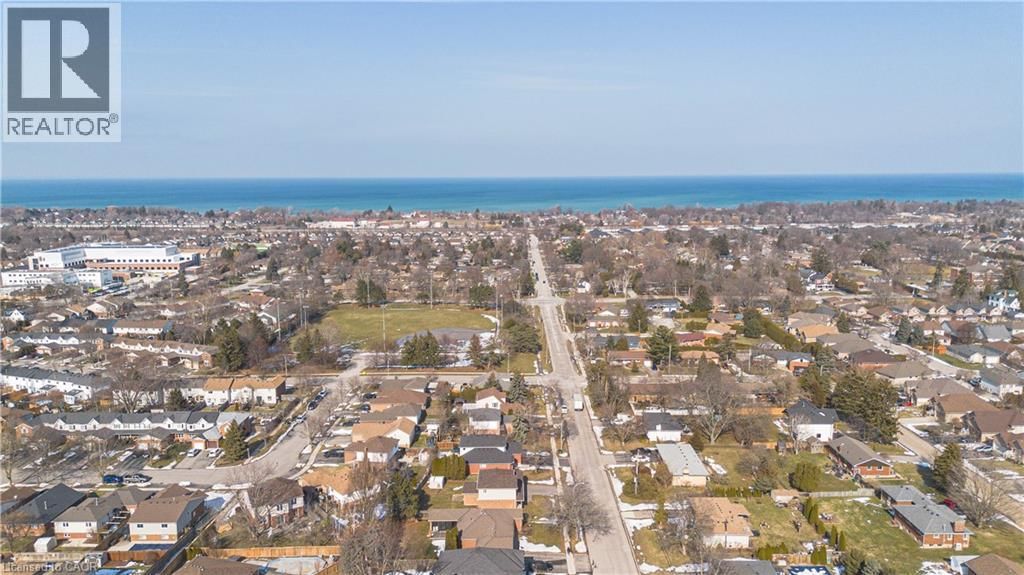 130 DORCHESTER DRIVE Image 31