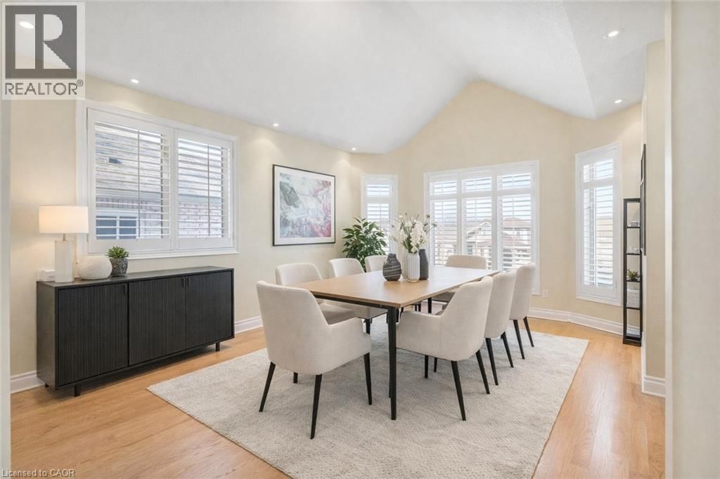 130 DORCHESTER DRIVE Image 5