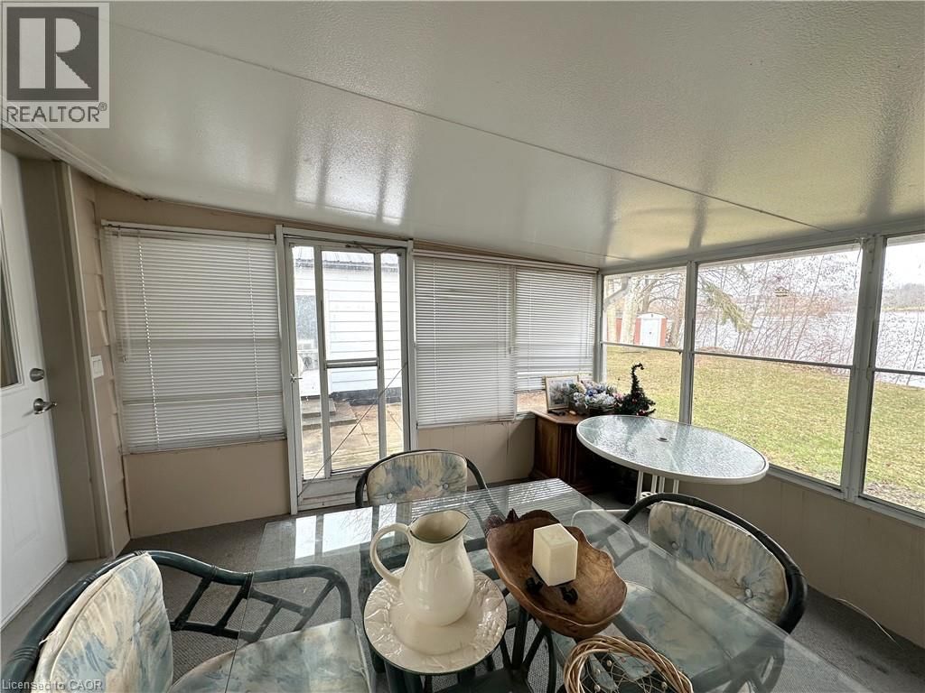 221 CHAPMAN STREET EAST Image 37