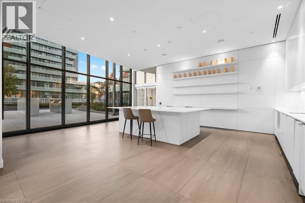 614 - 3883 QUARTZ ROAD Image 21