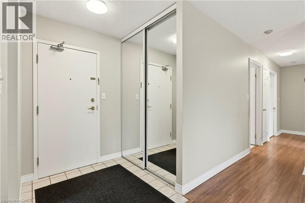 101 - 8 MAIN STREET Image 15