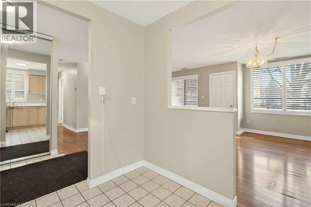 101 - 8 MAIN STREET Image 24