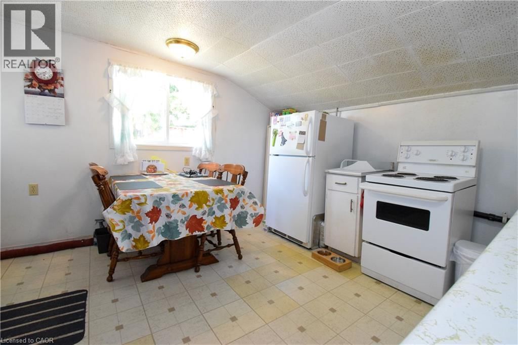 121 CROSS STREET EAST Image 18