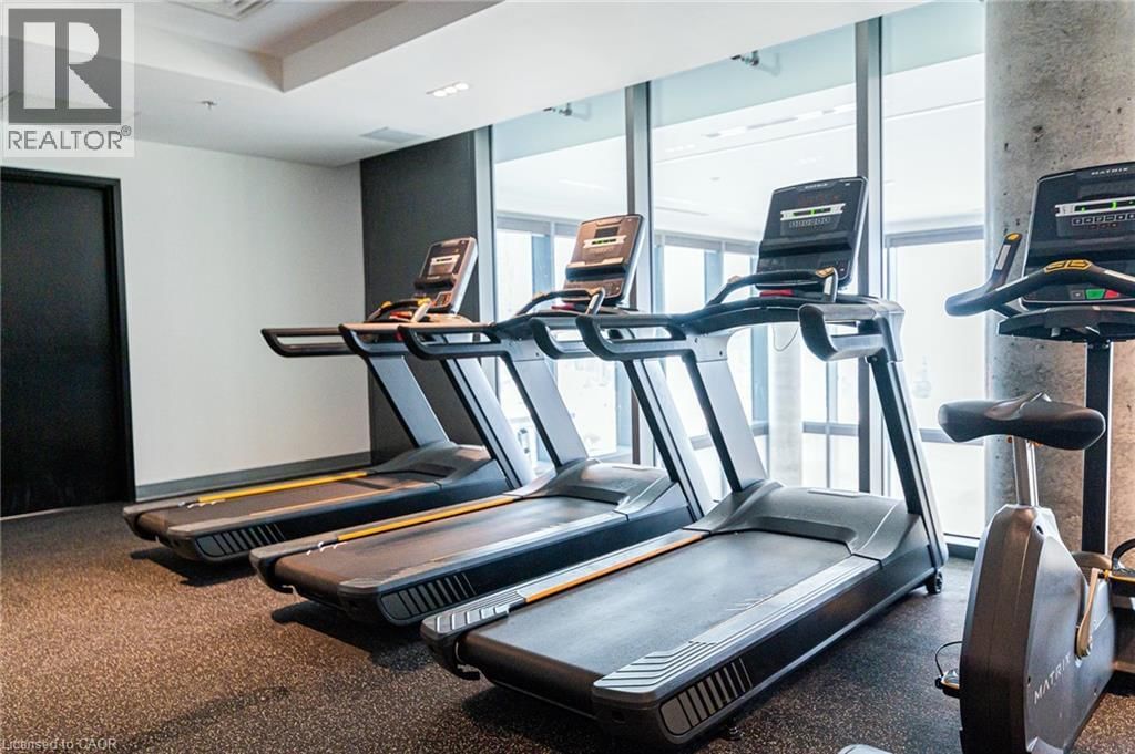 607 - 15 WELLINGTON STREET SOUTH Image 21