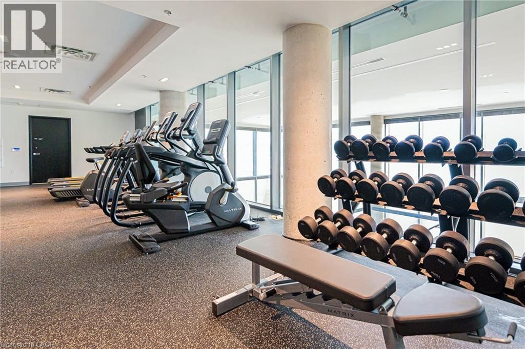 607 - 15 WELLINGTON STREET SOUTH Image 23