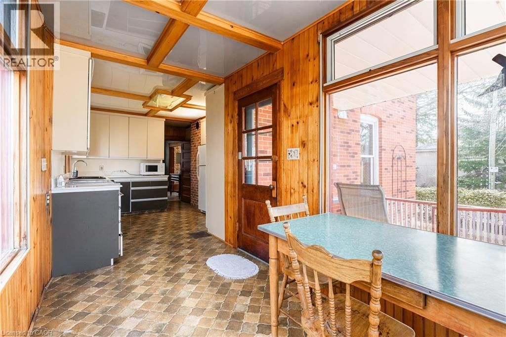 176 DOUGLAS AVENUE Image 17