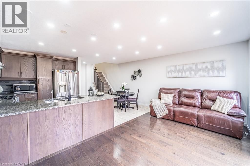 203 WOODMEADOW COURT Image 11