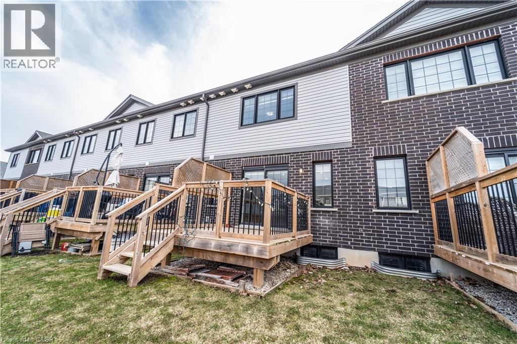 203 WOODMEADOW COURT Image 27