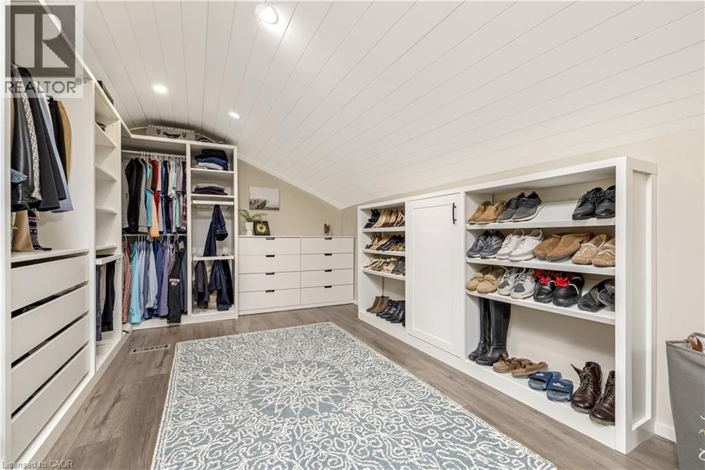 6827 SECOND LINE Image 23