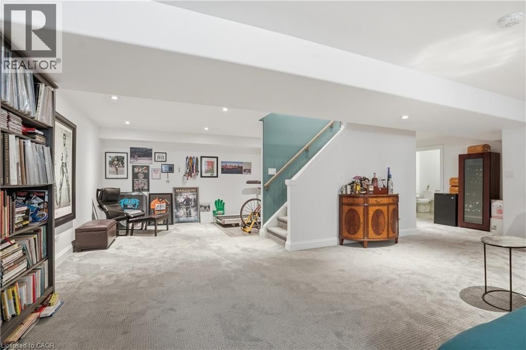 16 MILLS LANE Image 23