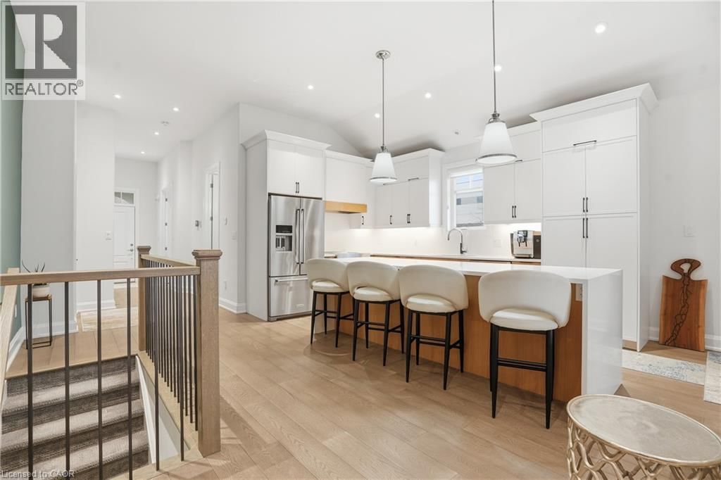 16 MILLS LANE Image 5